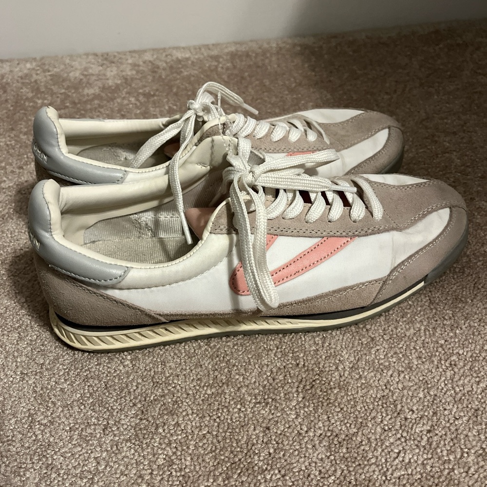 Tretorn Rawlings White and Pink Athletic Shoes
